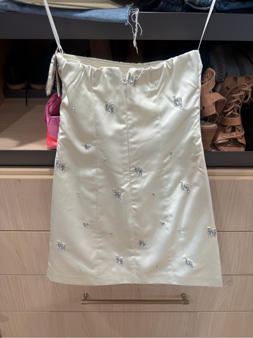 Abercrombie & Fitch Strapless Embroidered Cream Mini Dress - Picture 3 of 6